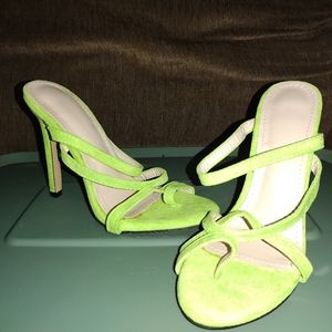 Sexy Lime Green heels. Size 38Eur/ 6.5US. like new. Excellent condition!